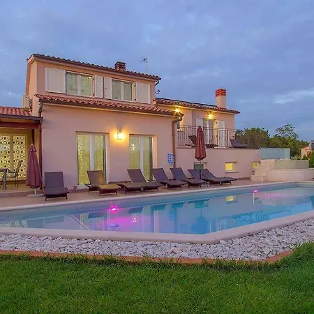 Vila Vela