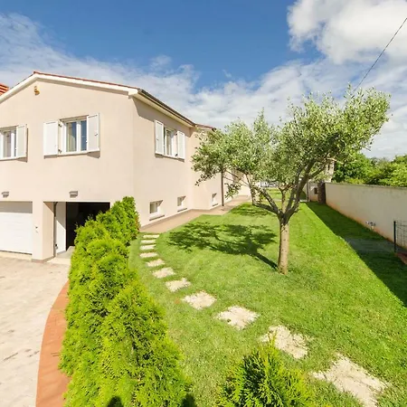 Villa Vela